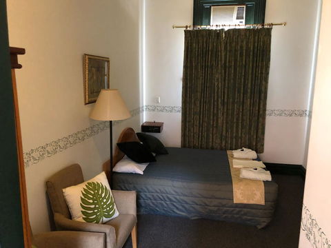 The Palace Hotel - New South Wales Tourism  2