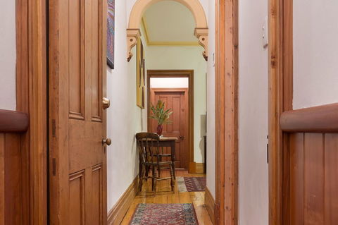 Annie's Victorian Terrace Accommodation Fremantle - New South Wales Tourism  3