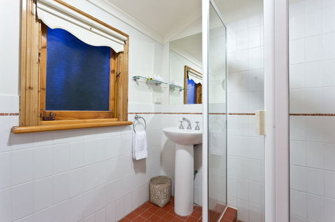 Annie's Victorian Terrace Accommodation Fremantle - New South Wales Tourism  27