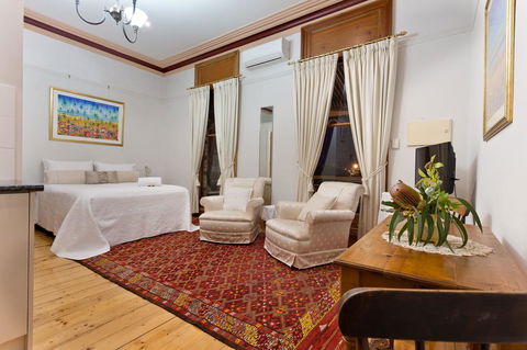 Annie's Victorian Terrace Accommodation Fremantle - New South Wales Tourism  16
