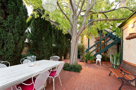 Annie's Victorian Terrace Accommodation Fremantle - New South Wales Tourism  0