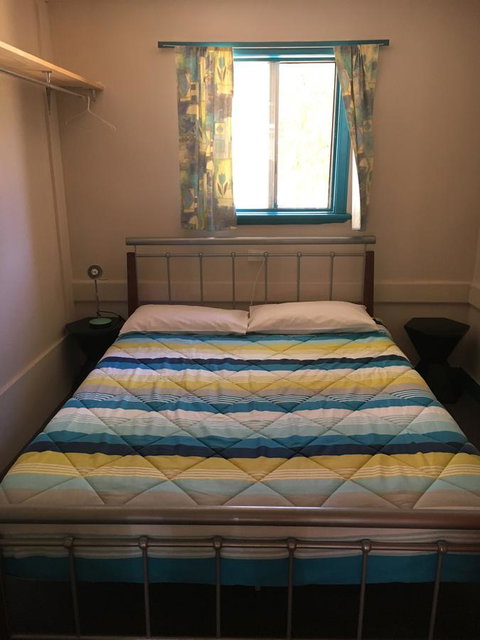 Esperance YHA - New South Wales Tourism  1