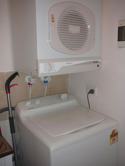 Dragonfly Apartment On Regal - New South Wales Tourism  20