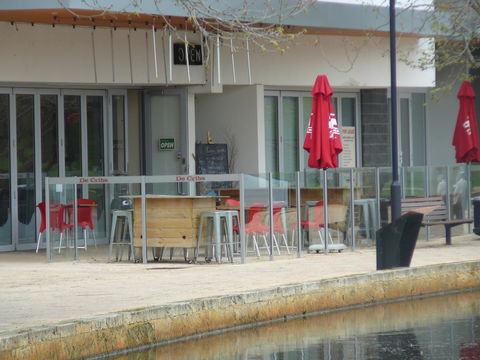 Dragonfly Apartment On Regal - New South Wales Tourism  44
