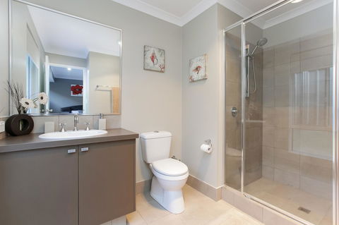 Perth Comfy Stays - New South Wales Tourism  27