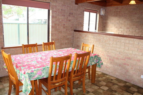 Kestrel Chalets - New South Wales Tourism  20