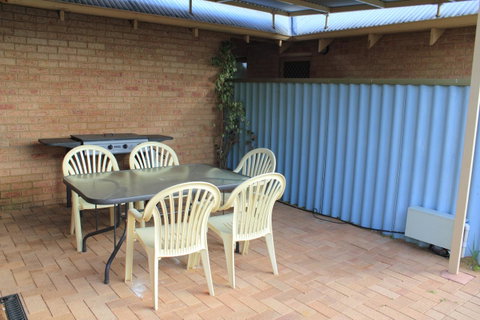 Kestrel Chalets - New South Wales Tourism  23
