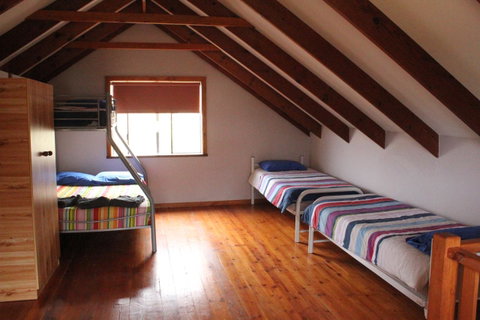 Kestrel Chalets - New South Wales Tourism  9