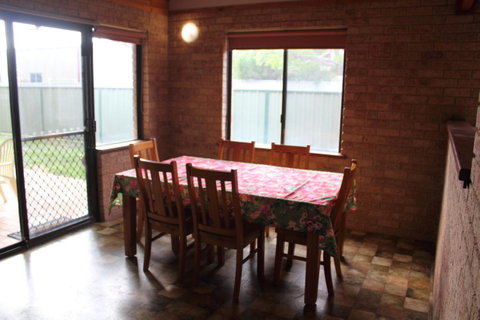 Kestrel Chalets - New South Wales Tourism  17