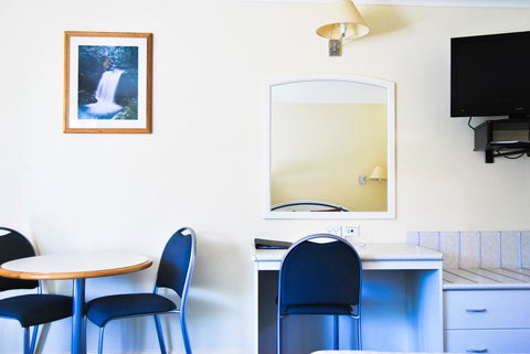 Comfort Inn Devonport - New South Wales Tourism  43