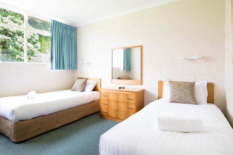 Comfort Inn Devonport - New South Wales Tourism  40