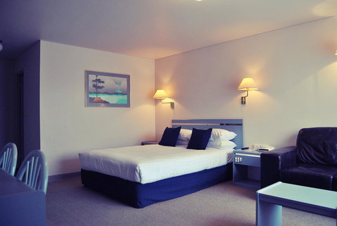 Comfort Inn Devonport - New South Wales Tourism  0