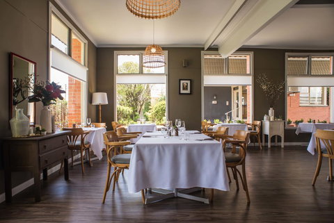 Comfort Inn Devonport - New South Wales Tourism  12