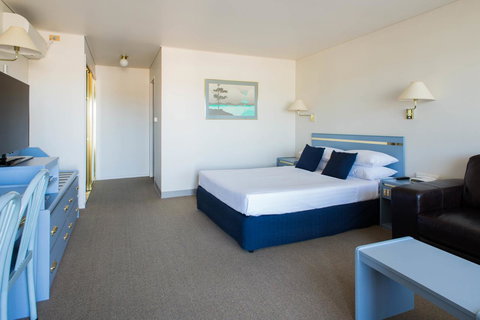 Comfort Inn Devonport - New South Wales Tourism  44