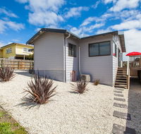 Bircoo Cottage Beach and Golf Getaway - New South Wales Tourism 