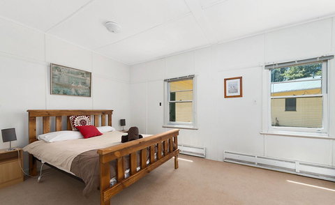 Giants Table And Cottages - New South Wales Tourism  11