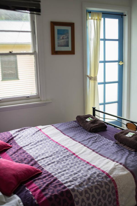 Giants Table And Cottages - New South Wales Tourism  15