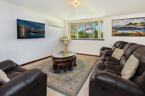 Harvey Farm Lodge - New South Wales Tourism  19