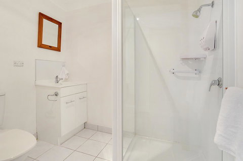 Harvey Farm Lodge - New South Wales Tourism  21