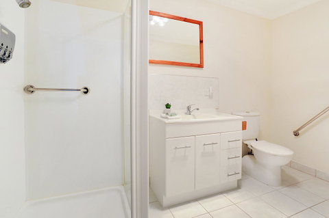 Harvey Farm Lodge - New South Wales Tourism  15
