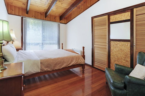 Harvey Farm Lodge - New South Wales Tourism  11