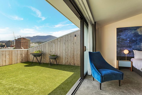 MACq 01 Hotel - New South Wales Tourism  6