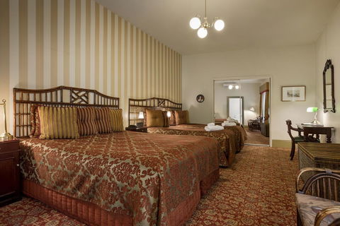 Hadley\'s Orient Hotel - New South Wales Tourism  21
