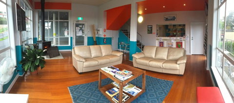 Waterfront Lodge Motel - New South Wales Tourism  20