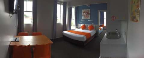 Waterfront Lodge Motel - New South Wales Tourism  42