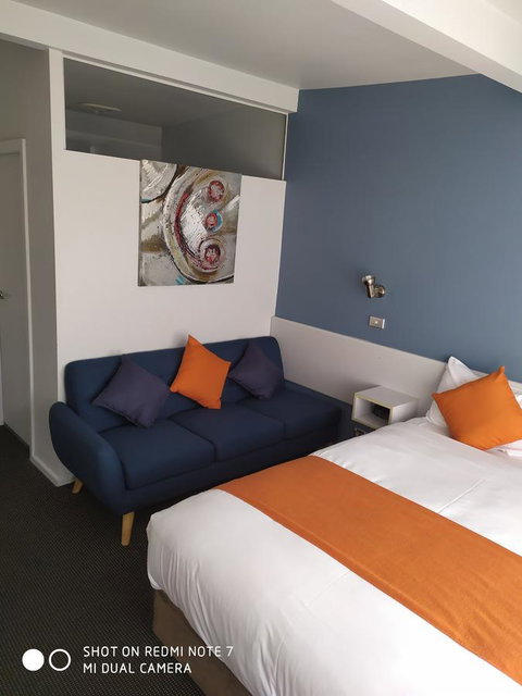 Waterfront Lodge Motel - New South Wales Tourism  13