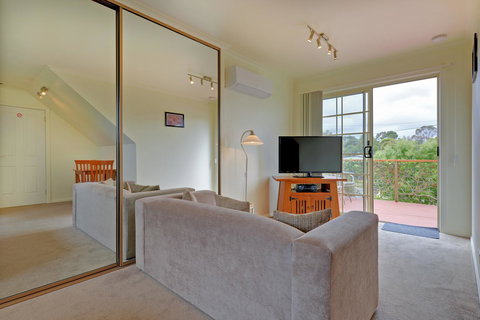 Aloft Boutique Accommodation - New South Wales Tourism  10