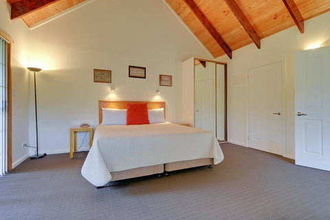 Aloft Boutique Accommodation - New South Wales Tourism  15