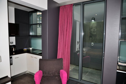 Zero Davey Boutique Apartment Hotel - New South Wales Tourism  33