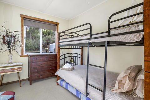 Summertime Cottage - New South Wales Tourism  24