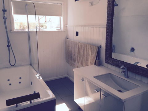 The Ultimate Beach House - New South Wales Tourism  22