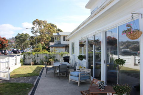 The Ultimate Beach House - New South Wales Tourism  11