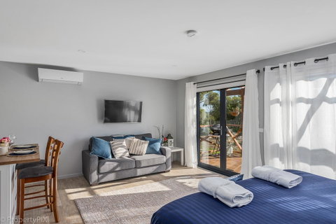 Harrison Grove - New South Wales Tourism  6