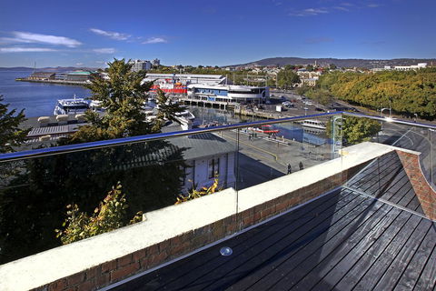 Sullivans Cove Apartments - New South Wales Tourism  39