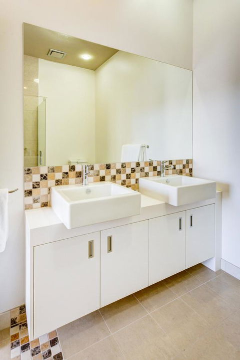 Mantra Charles Hotel - New South Wales Tourism  5