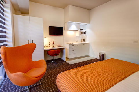 Mantra Charles Hotel - New South Wales Tourism  38