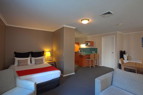 Hobart Waterfront Apartments - New South Wales Tourism  5