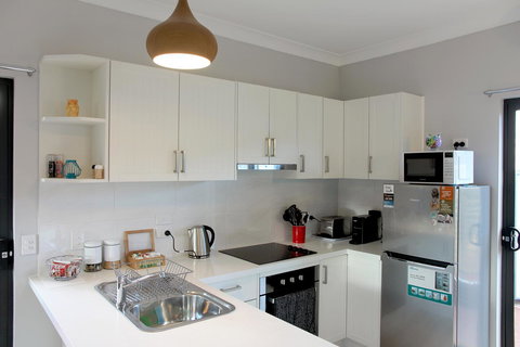 Kingston Beach-House Retreat - New South Wales Tourism  9