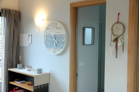 Kingston Beach-House Retreat - New South Wales Tourism  13