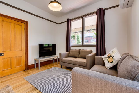 Rosehaven Cottage - New South Wales Tourism  10