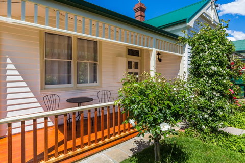 Rosehaven Cottage - New South Wales Tourism  11