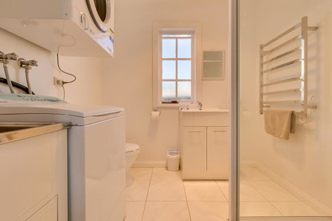 Rosehaven Cottage - New South Wales Tourism  15