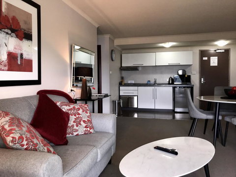 Hampden At Battery Point - New South Wales Tourism  9