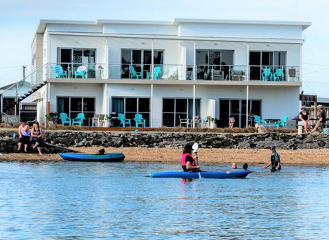 Ulverstone River Edge HolidayApartments - New South Wales Tourism  8