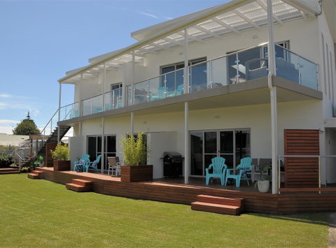 Ulverstone River Edge HolidayApartments - New South Wales Tourism  12