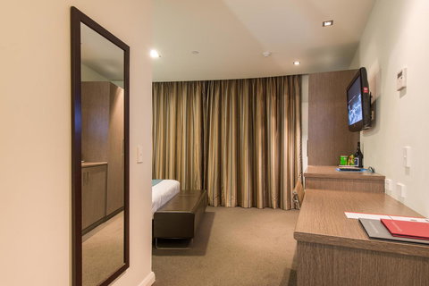 Mantra Collins Hotel - New South Wales Tourism  38